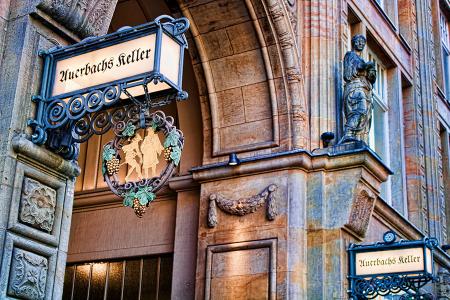 Der berühmte Auerbach's Keller befindet sich in der Mädler-Passage