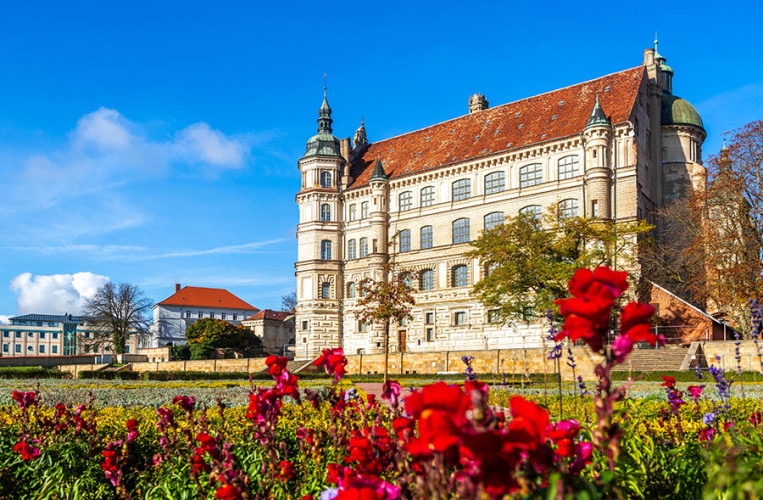 Schloss Güstrow ist ein Highlight in der Mecklenburgischen Schweiz