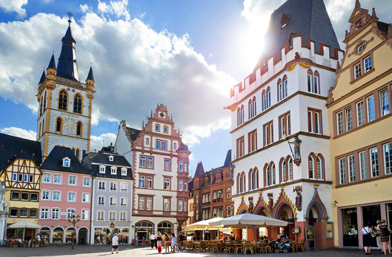 Trier ist eine Reise wert! Hier der wunderschöne Marktplatz.