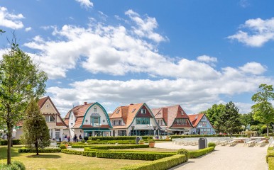 Das schöne Dorf Boltenhagen ist ein bekanntes Seebad an der Ostseeküste