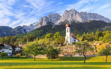Am Fuße der Zugspitze liegt Grainau