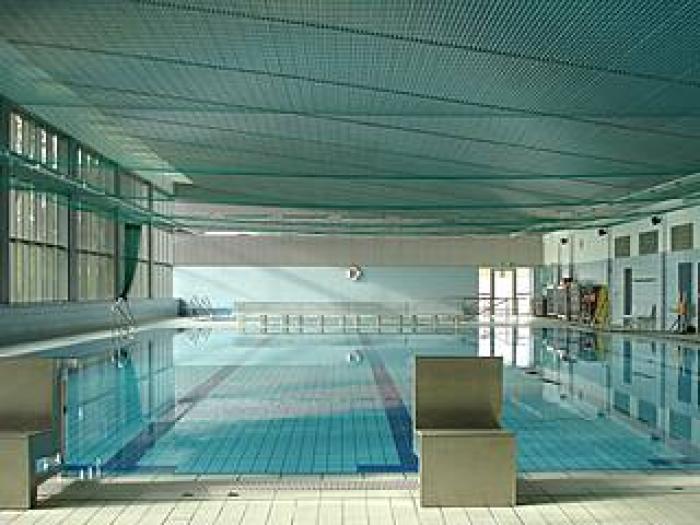 Schwimmhalle Allendeviertel